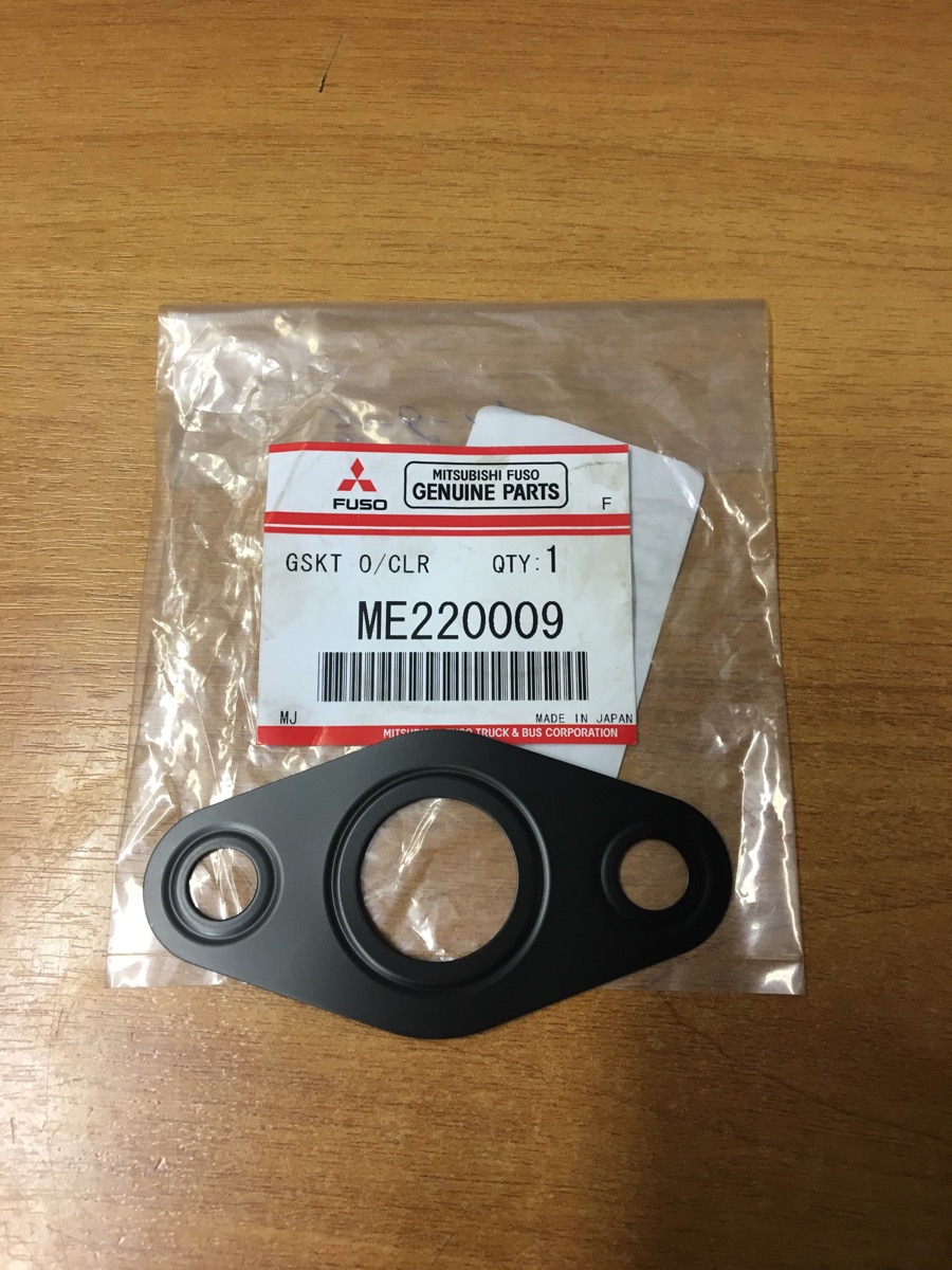 Прокладка масленного охладителя mitsubishi fuso canter оригинал ME220009